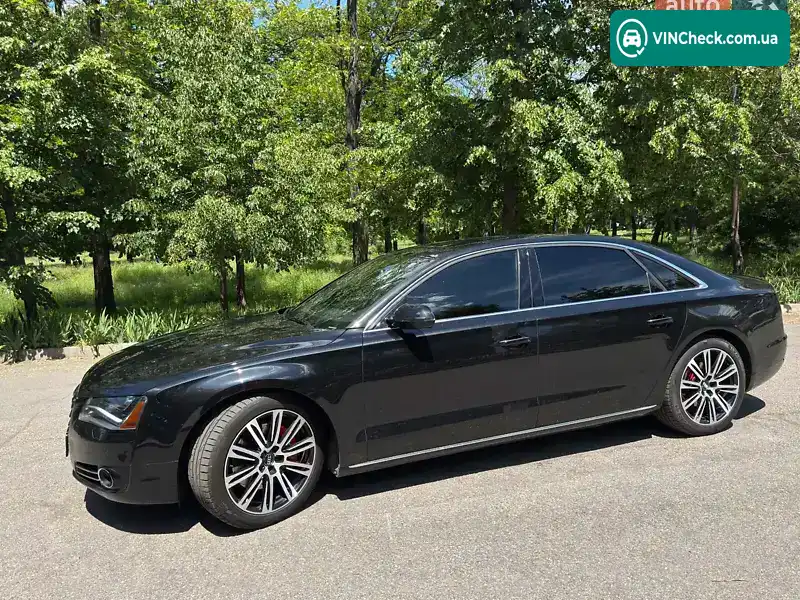 Audi A8 2013, фото з оголошення 2 з 21, VIN WAURGAFD7DN034297