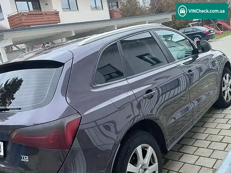 Audi Q5 2010, фото з оголошення 1 з 10, VIN WAUZZZ8RXBA032078
