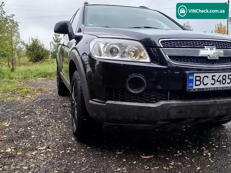 Chevrolet Captiva 2010, фото з оголошення 2 з 20, VIN KL1CF26FJAB105529