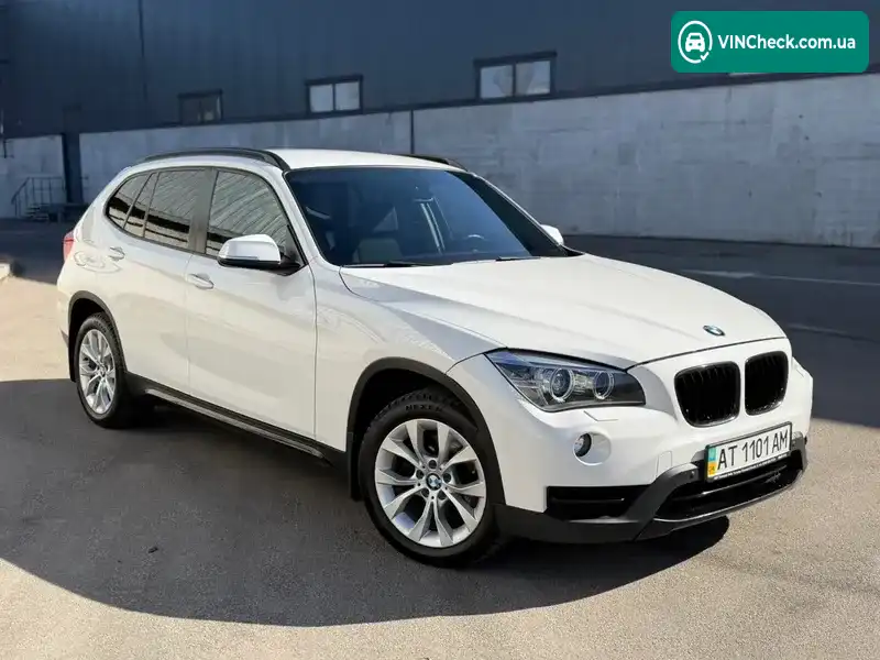 BMW X1 2014, фото з оголошення 2 з 20, VIN WBAVP71010VW36967