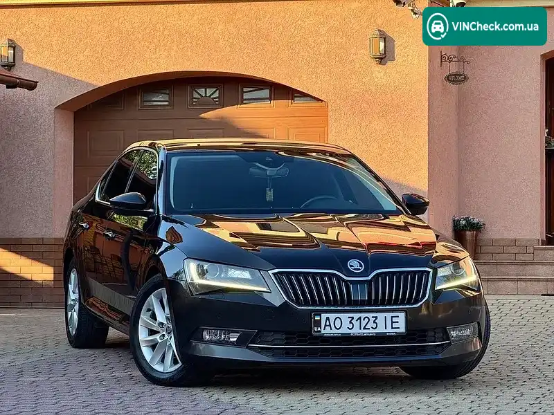 Skoda Superb 2019, фото з оголошення 1 з 20, VIN TMBCJ9NP4K7045392