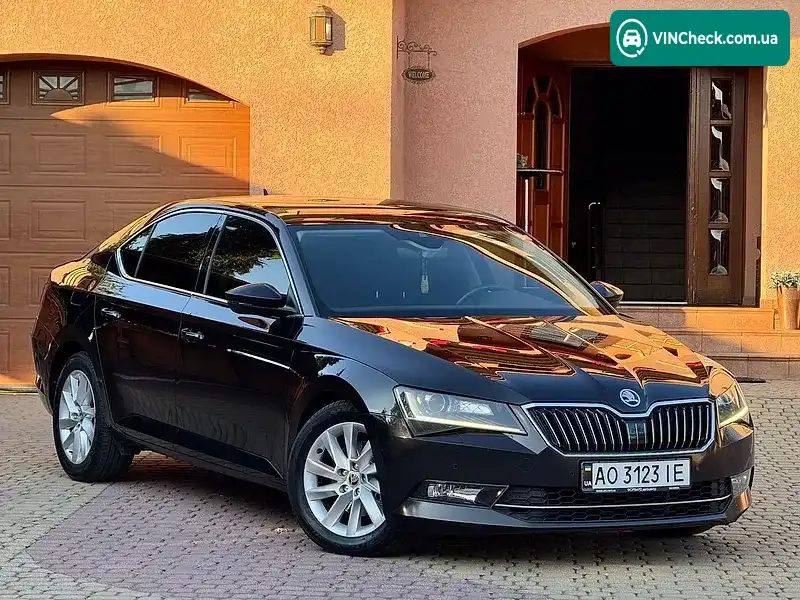 Skoda Superb 2019, фото з оголошення 2 з 20, VIN TMBCJ9NP4K7045392
