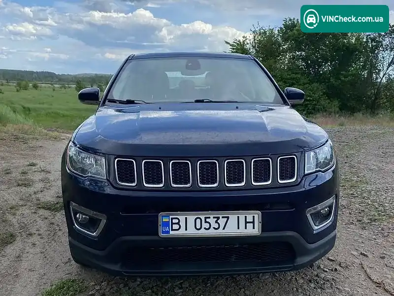 Jeep Compass 2019, фото з оголошення 1 з 10, VIN 3C4NJDCBXKT790145