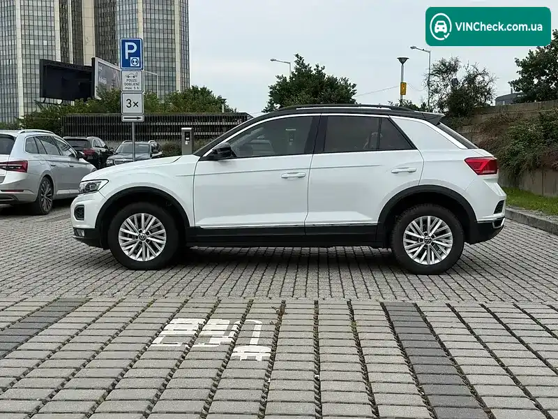 Volkswagen T-Roc 2020, фото з оголошення 2 з 5, VIN WVGZZZA1ZMV012903