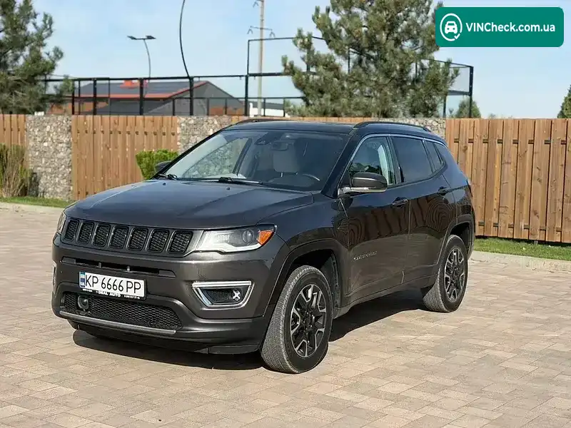 Jeep Compass 2018, фото з оголошення 1 з 20, VIN 3C4NJDCB7JT457495