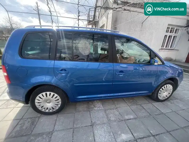 Volkswagen Touran 2005, фото з оголошення 2 з 15, VIN WVGZZZ1TZ5W122152
