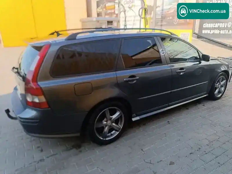Volvo V50 2004, фото з оголошення 2 з 7, VIN YV1MW753142001943
