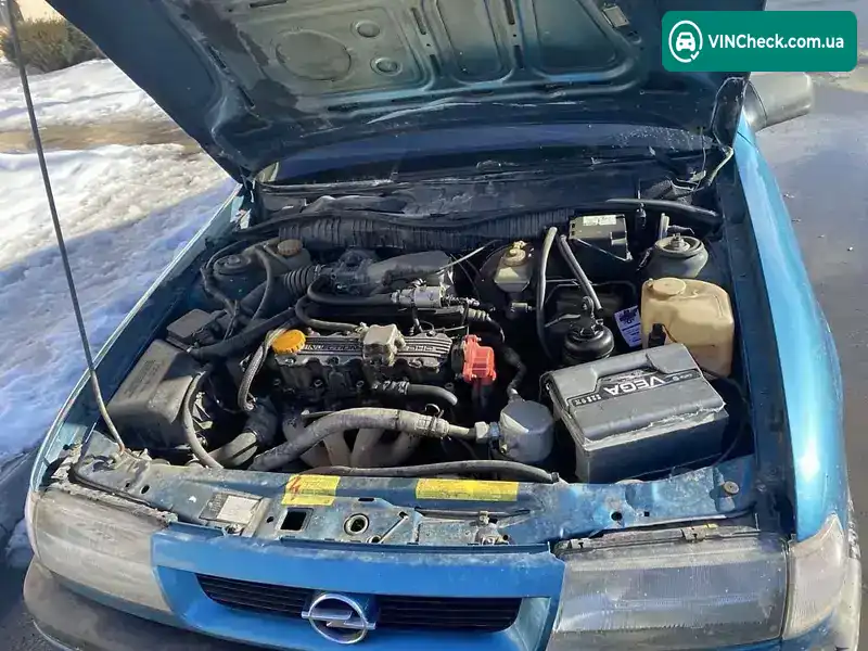 Opel Vectra 1993, фото з оголошення 2 з 5, VIN W0L000089P1006846