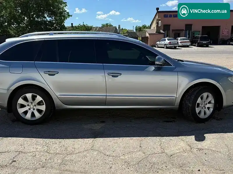 Skoda Superb 2010, фото з оголошення 2 з 14, VIN TMBJB43T1AB300180