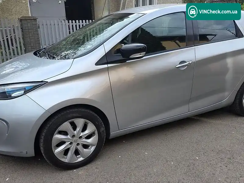 Renault Zoe 2018, фото з оголошення 2 з 20, VIN VF1AG000461788900