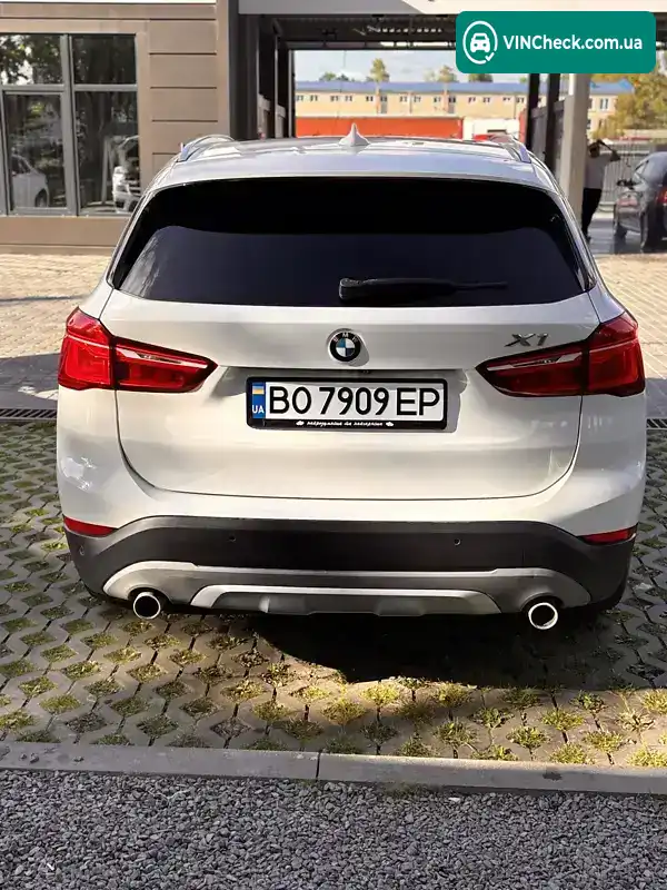 BMW X1 2016, фото з оголошення 2 з 14, VIN WBXHT3C34G5E55891