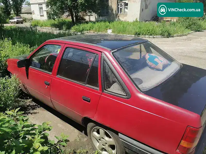 Opel Kadett 1987, фото з оголошення 2 з 3, VIN W0L000039H2648236