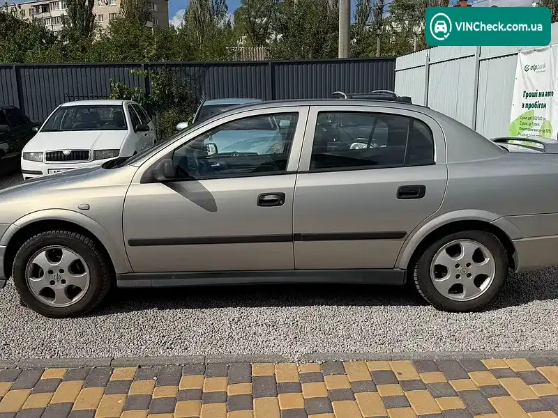 Opel Astra 2006, фото з оголошення 2 з 9, VIN Y6D0TGF696X008129