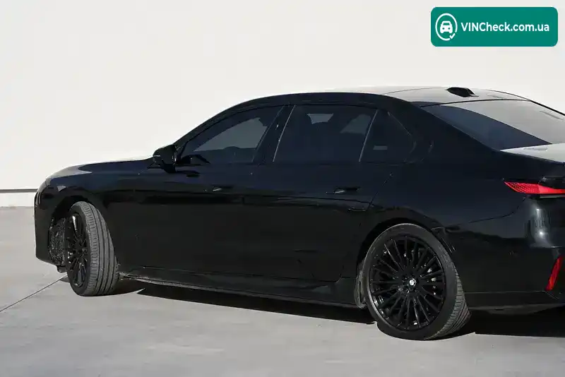 BMW i7 2024, фото з оголошення 2 з 21, VIN WBY43EJ04RCR75230
