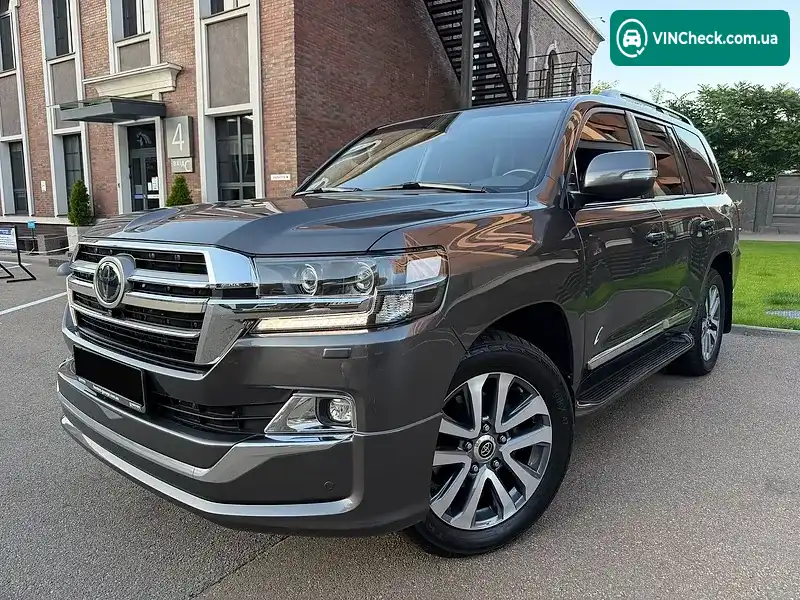 Toyota Land Cruiser 2018, фото з оголошення 2 з 20, VIN JTMCV02J304247817