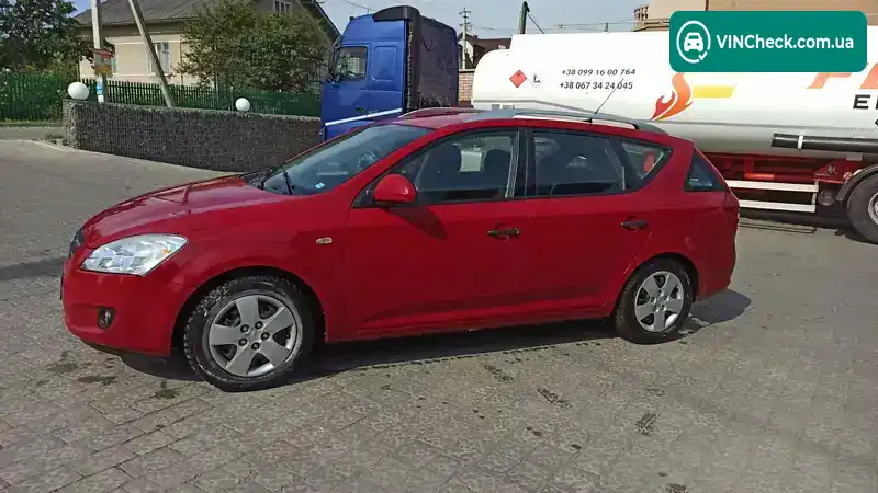 Kia Ceed 2008, фото з оголошення 1 з 20, VIN U5YFF52128L055196