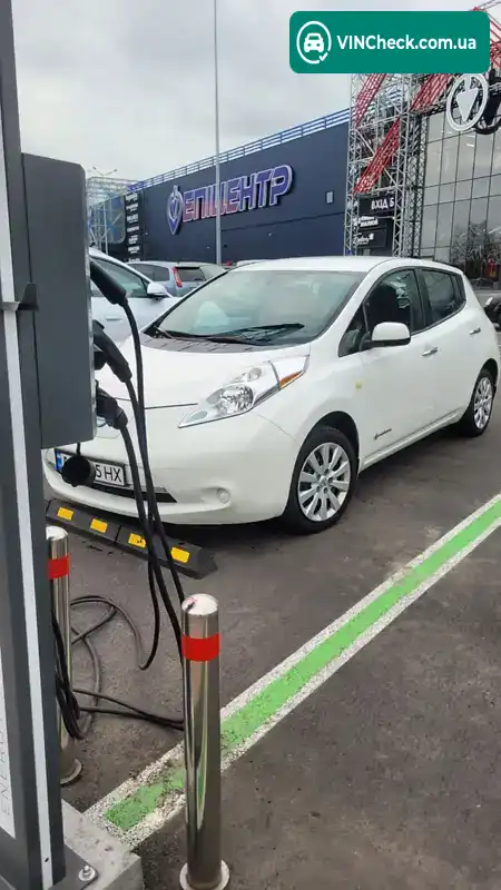 Nissan Leaf 2015, фото з оголошення 1 з 17, VIN 1N4AZ0CPXFC332513