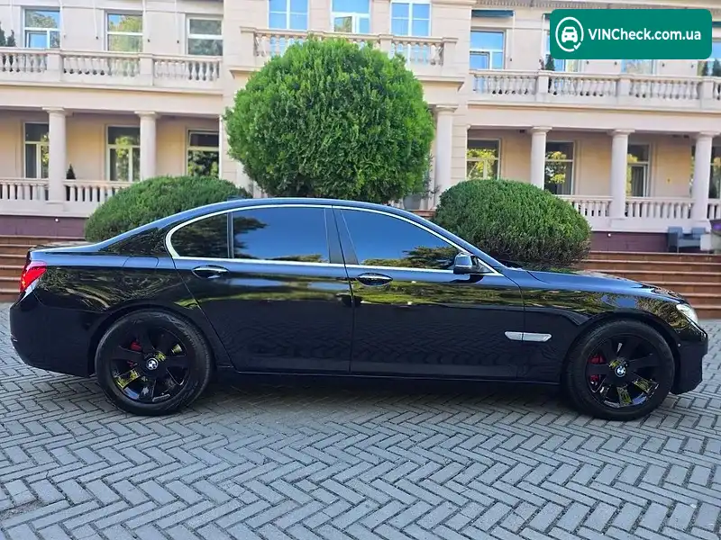 BMW 7 Series 2013, фото з оголошення 2 з 20, VIN WBAYF81060D184641