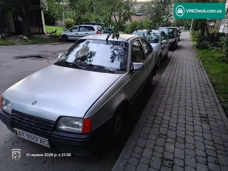 Opel Kadett 1985, фото з оголошення 2 з 13, VIN W0L000033F5103312