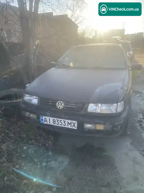 Volkswagen Passat 1994, фото з оголошення 2 з 6, VIN WVWZZZ3AZRE123472