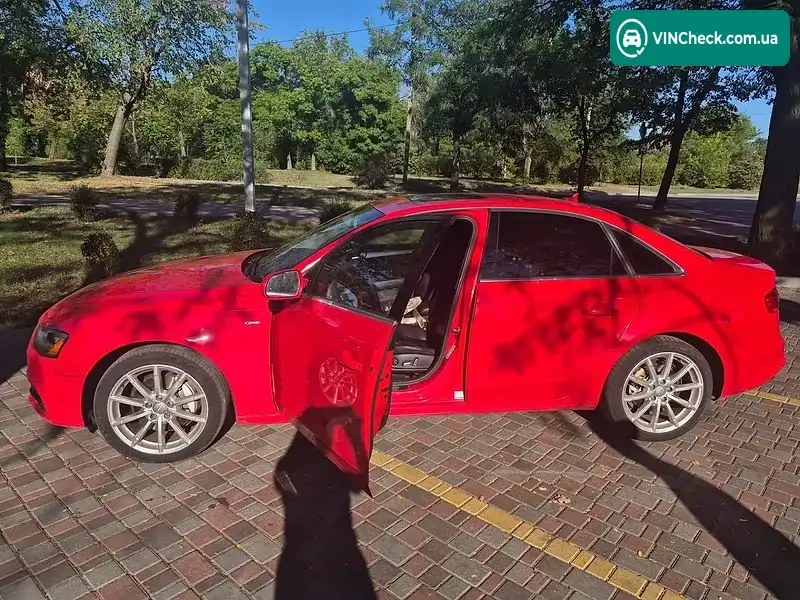 Audi A4 2015, фото з оголошення 1 з 17, VIN WAUAFAFL5GN002010