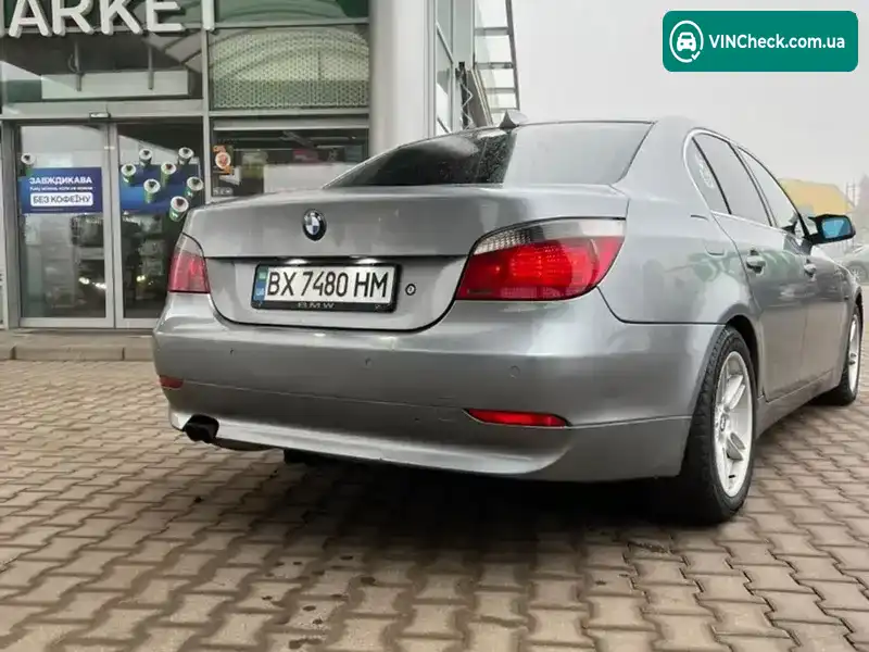 BMW 5 Series 2004, фото з оголошення 1 з 10, VIN WBANC51060B117043