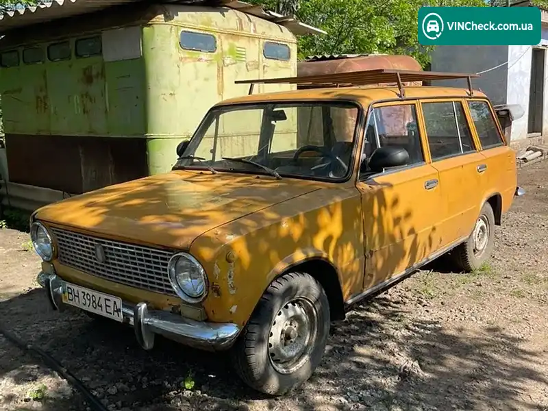 ВАЗ / Lada 2102 1982, фото з оголошення 1 з 9, VIN XTA210200C0551563