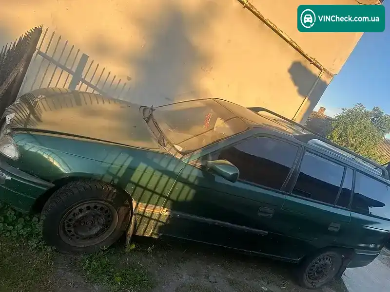 Opel Astra 1996, фото з оголошення 2 з 5, VIN W0L000051T2731969
