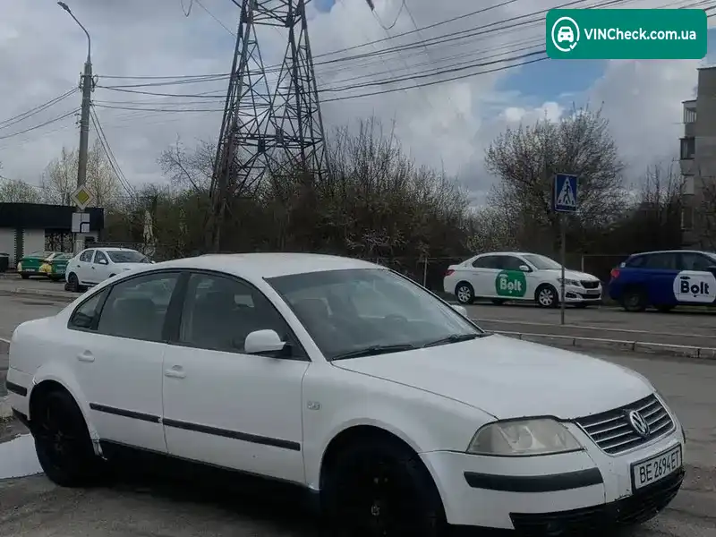 Volkswagen Passat 2002, фото з оголошення 2 з 8, VIN WVWZZZ3BZ3P275165