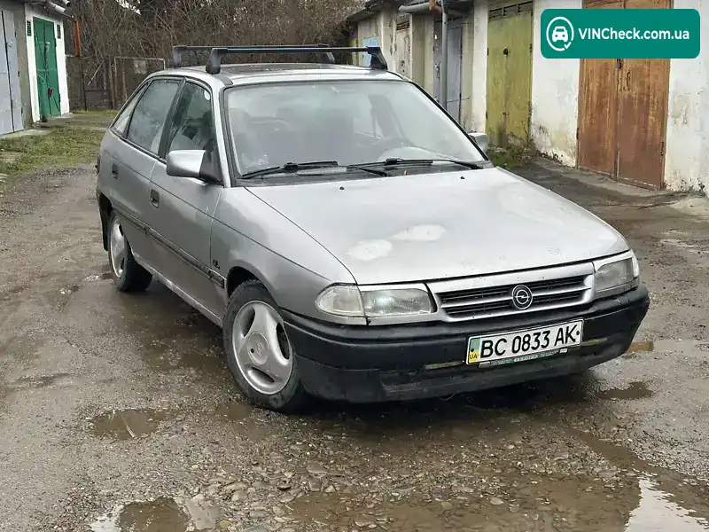 Opel Astra 1992, фото з оголошення 1 з 8, VIN W0L000058N5153693