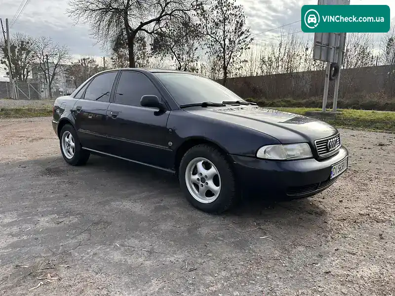 Audi A4 1995, фото з оголошення 1 з 8, VIN WAUZZZ8DZTA081112