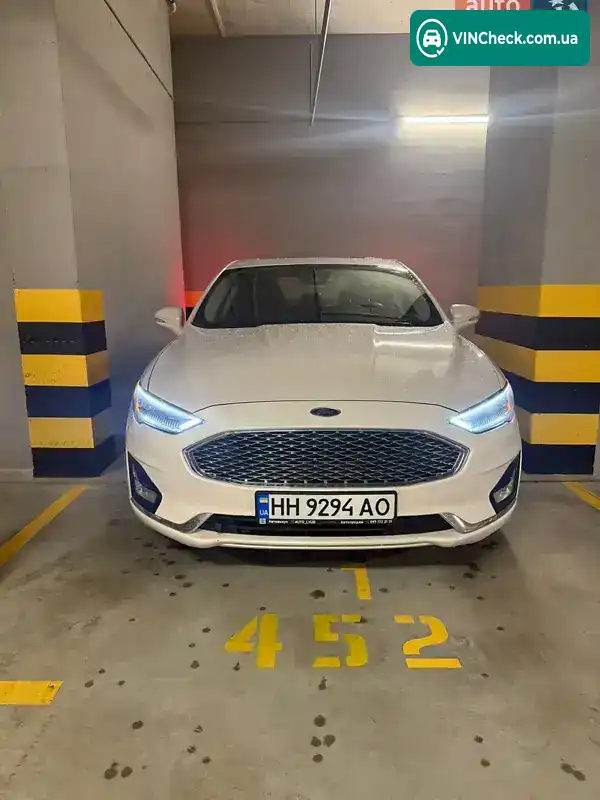Ford Fusion 2019, фото з оголошення 2 з 21, VIN 3FA6P0RU7KR244099