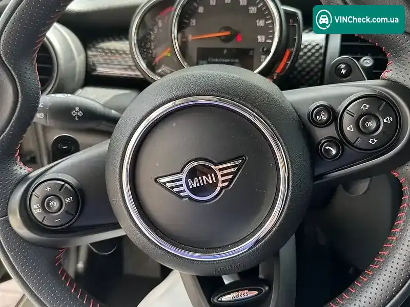 MINI Hatch 2020, фото з оголошення 2 з 13, VIN WMWXR5C0XL2M76663