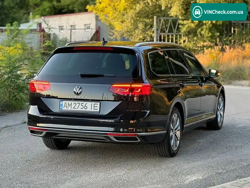 Volkswagen Passat 2021, фото з оголошення 2 з 20, VIN WVWZZZ3CZNE030700