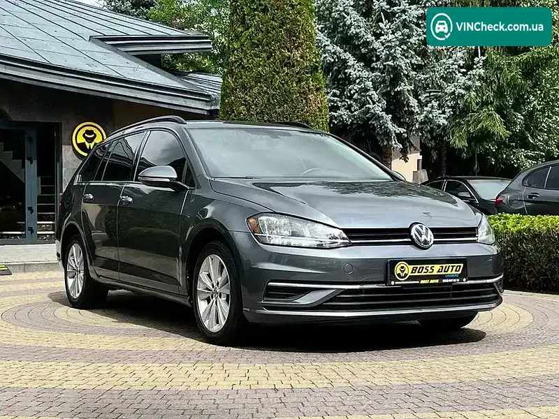 Volkswagen Golf 2018, фото з оголошення 1 з 19, VIN 3VW217AU9JM763307