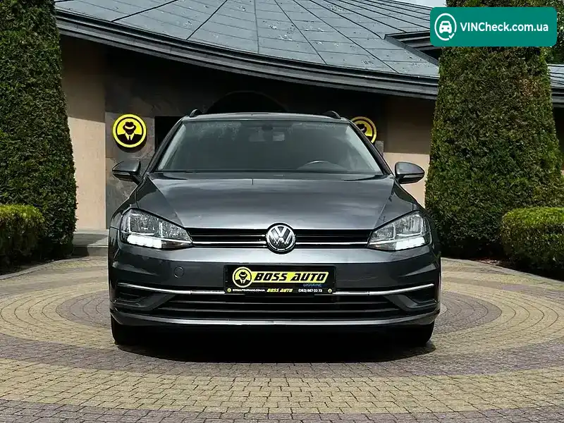 Volkswagen Golf 2018, фото з оголошення 2 з 19, VIN 3VW217AU9JM763307