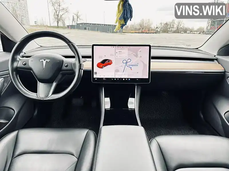 Tesla Model 3 2019, фото з оголошення 2 з 21, VIN 5YJ3E1EA9KF338247