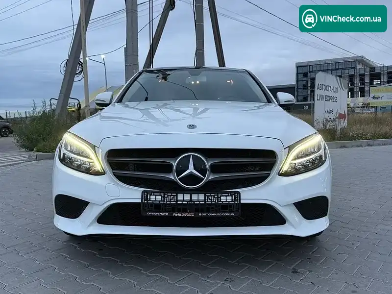 Mercedes-Benz C-Class 2019, фото з оголошення 1 з 20, VIN 55SWF8DB9KU288770