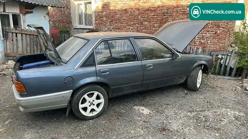 Opel Rekord 1986, фото з оголошення 1 з 9, VIN W0L00001661241185