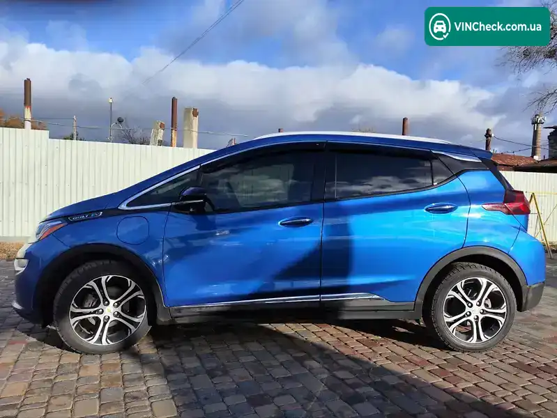 Chevrolet Bolt EV 2018, фото з оголошення 2 з 18, VIN 1G1FX6S05J4140618