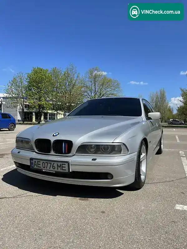 BMW 5 Series 2000, фото з оголошення 1 з 20, VIN WBA52500074857860