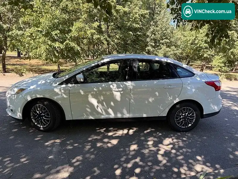 Ford Focus 2012, фото з оголошення 2 з 20, VIN 1FAHP3F20CL351878