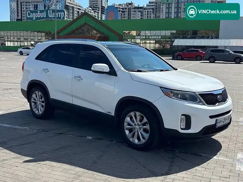 Kia Sorento 2014, фото з оголошення 1 з 17, VIN 5XYKUDA75EG545600