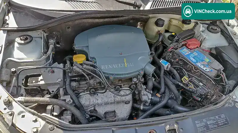 Renault Symbol 2004, фото з оголошення 2 з 12, VIN VF1LB03C531700447