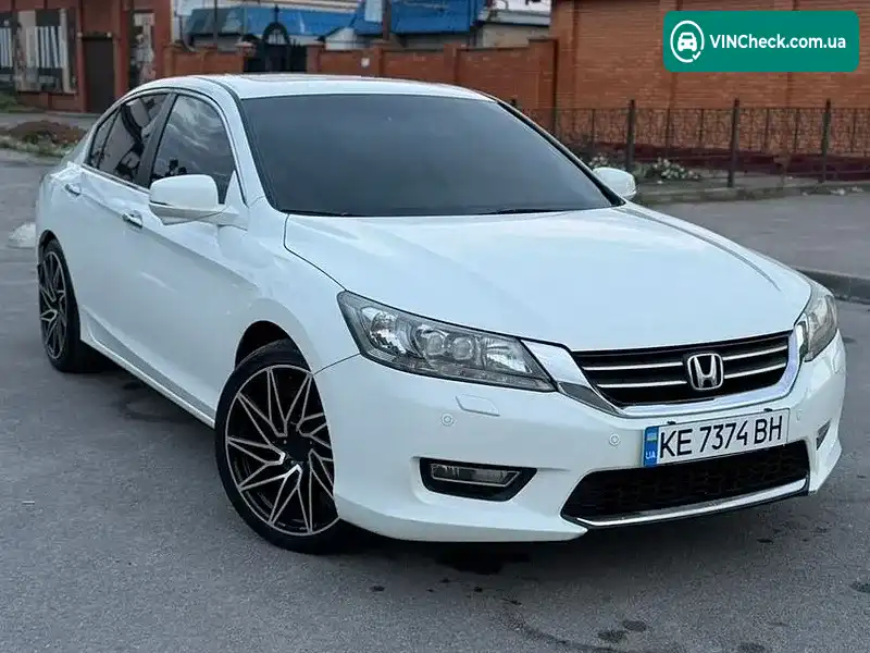 Honda Accord 2013, фото з оголошення 2 з 18, VIN 1HGCR2680DA703131