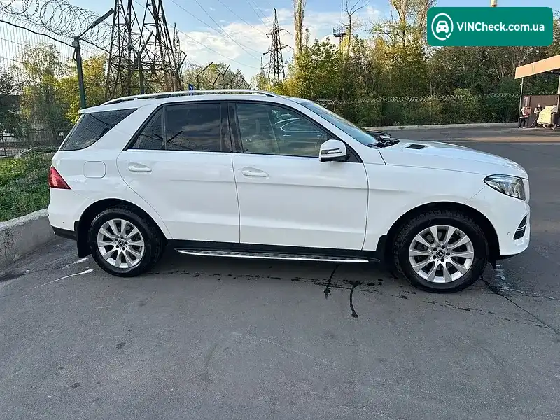 Mercedes-Benz GLE-Class 2017, фото з оголошення 2 з 20, VIN WDC1660041B011813