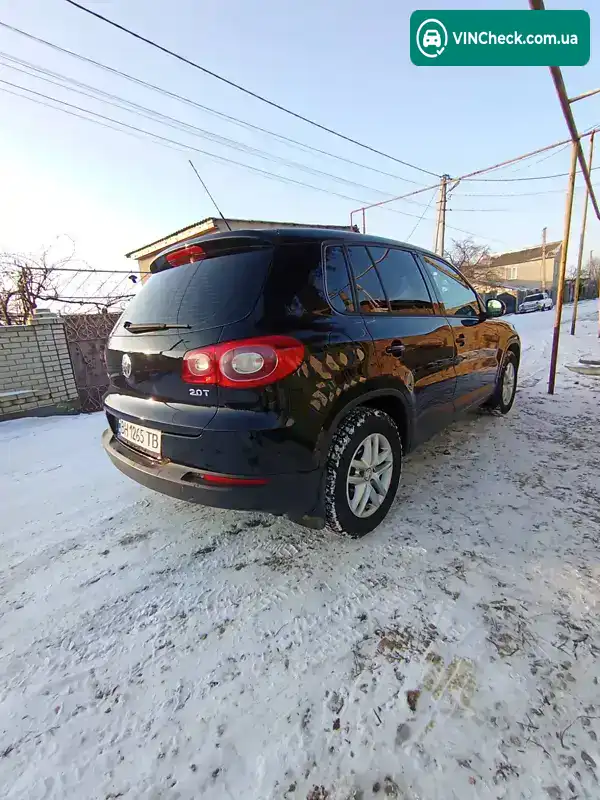 Volkswagen Tiguan 2011, фото з оголошення 2 з 14, VIN WVGAV7AX2BW544327