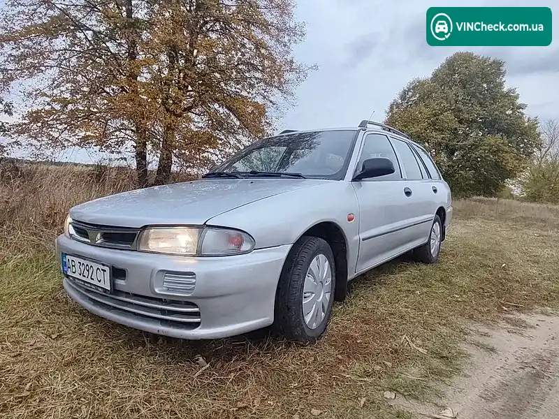 Mitsubishi Lancer 1998, фото з оголошення 1 з 9, VIN JMBLNCB4WWU503924