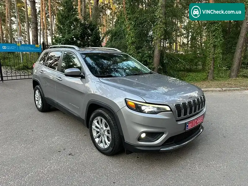 Jeep Cherokee 2018, фото з оголошення 1 з 13, VIN 1C4PJLCB4KD160646