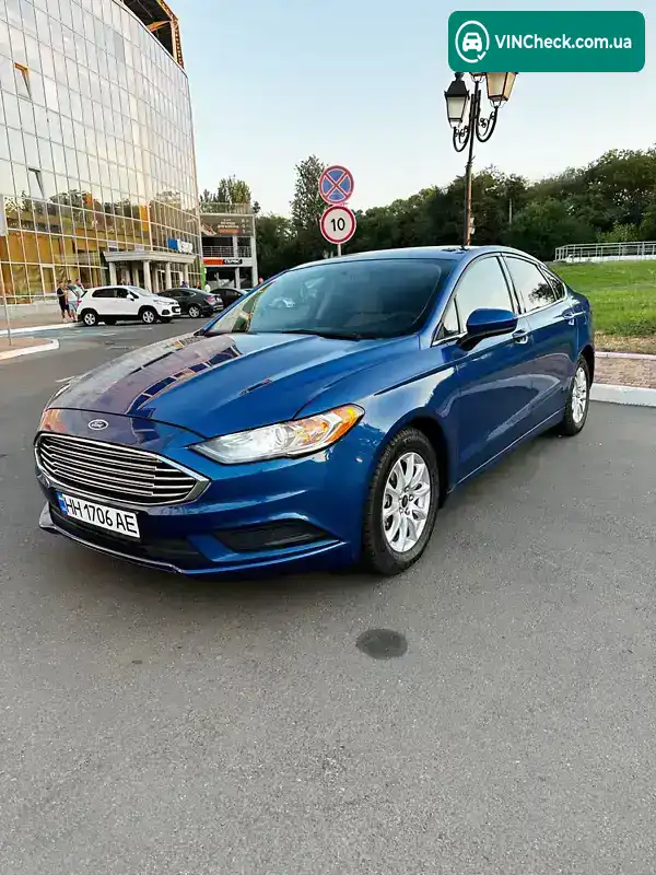 Ford Fusion 2018, фото з оголошення 2 з 18, VIN 3FA6P0G76JR240203